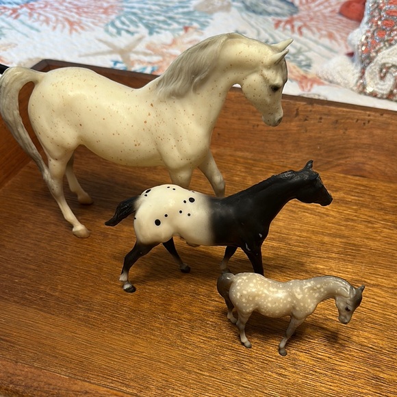Vintage Breyer Horses. Black and White Spotted Horse Figurine - Picture 3 of 4